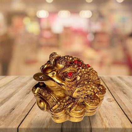 Vastu / Feng Shui / Three Legged Frog With Coin For Health, Wealth And Happiness | Decorative Showpiece for Home d�cor - 7 cm
